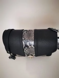 geanta patrata moderna din piele naturala negru snake
